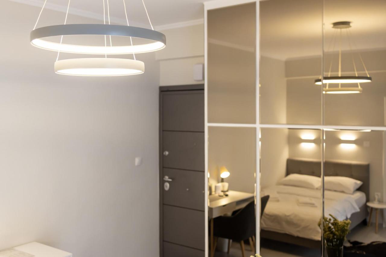 Live Like A Local In A Stylish Home! Apartment